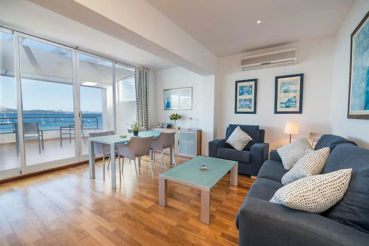 Holiday home Beachfront Apartment Tanamar Port de Pollenca
