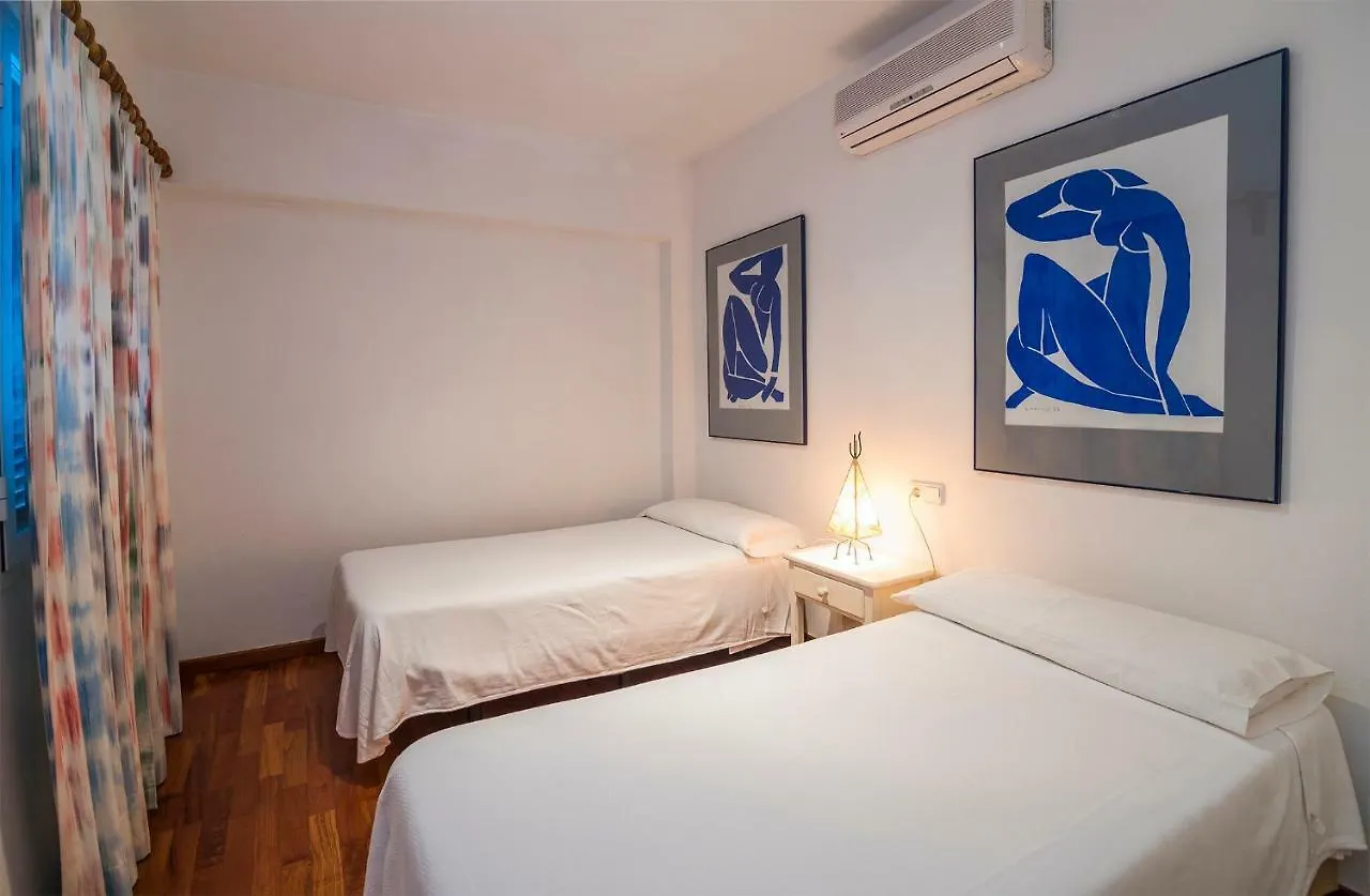 Beachfront Apartment Tanamar Port de Pollenca 0*,  Spain